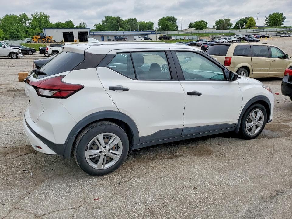 2021 NISSAN KICKS S 3
