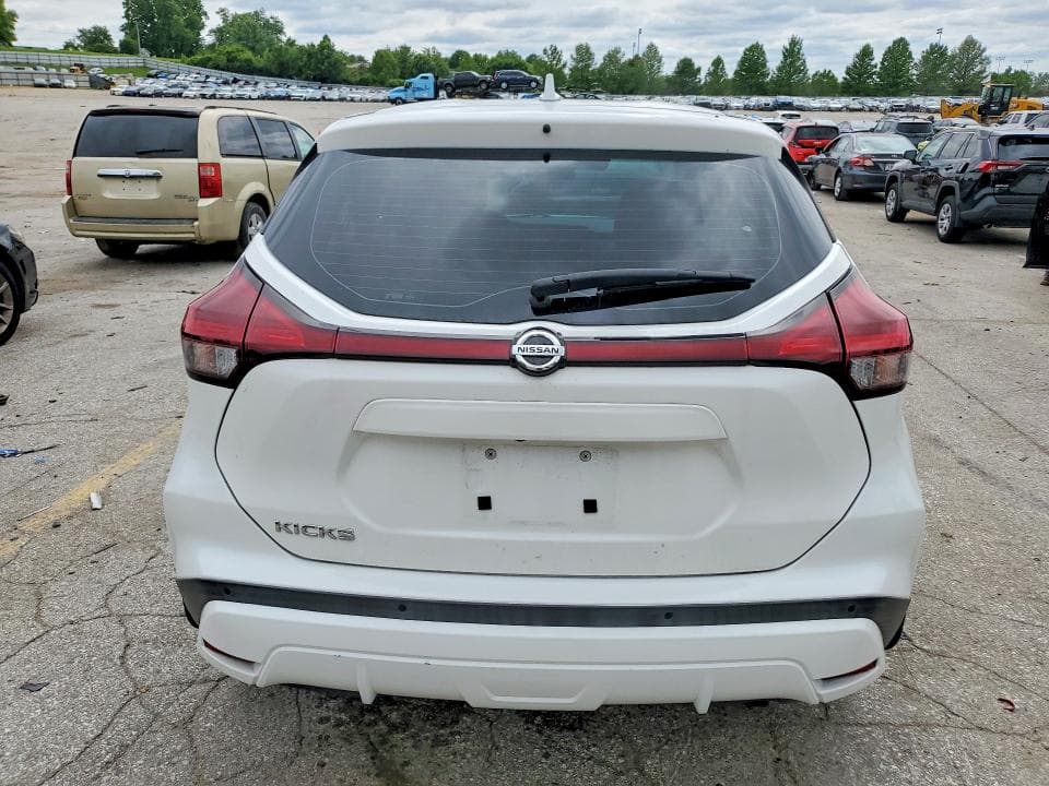 2021 NISSAN KICKS S 6