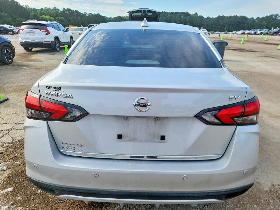 2020 NISSAN VERSA SV 6