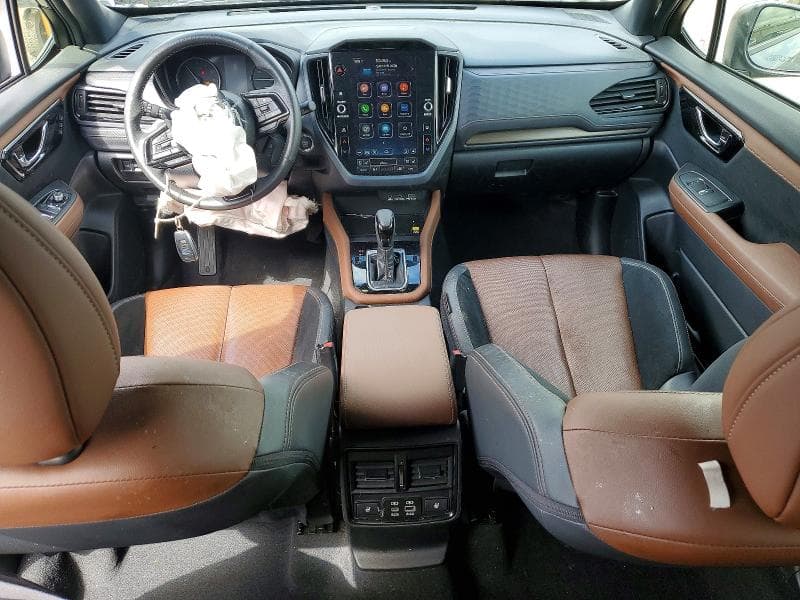 2025 SUBARU FORESTER TOURING 8
