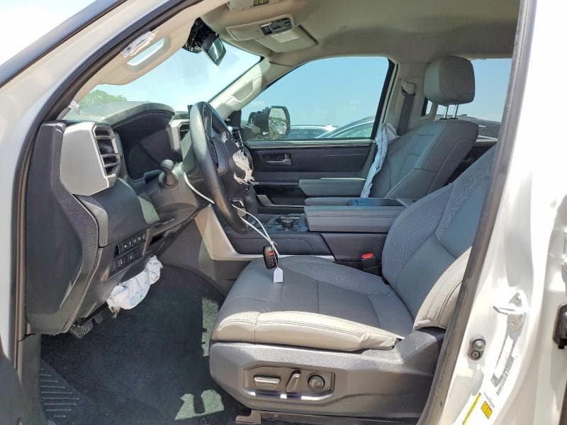 2024 TOYOTA TUNDRA LIMITED 7