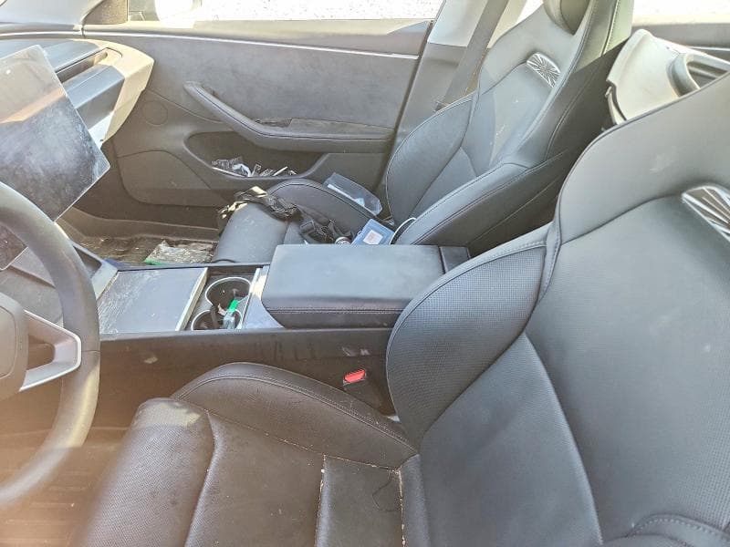 2024 TESLA MODEL 3 8