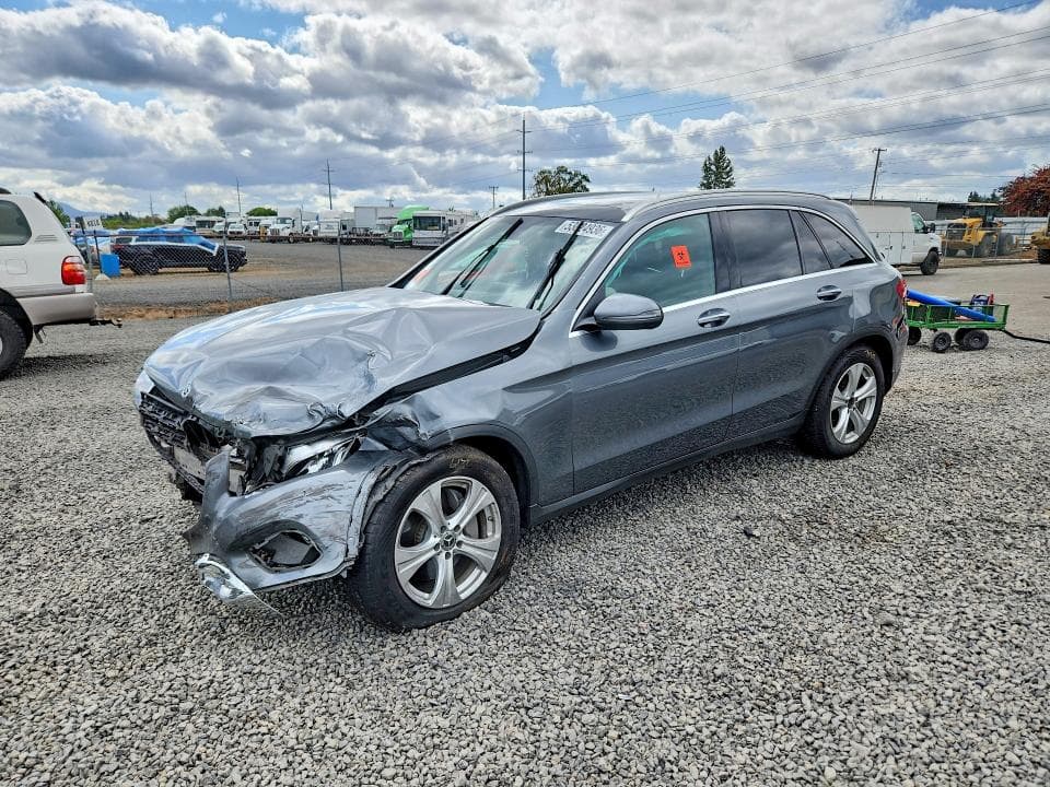 2018 MERCEDES-BENZ GLC 300 4MATIC 300 4MATIC - 1