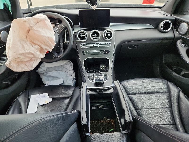 2018 MERCEDES-BENZ GLC 300 4MATIC 300 4MATIC 8