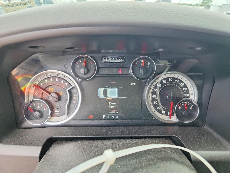 2019 RAM 1500 CLASSIC SLT 9