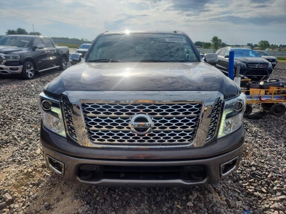 2018 NISSAN TITAN S S 5