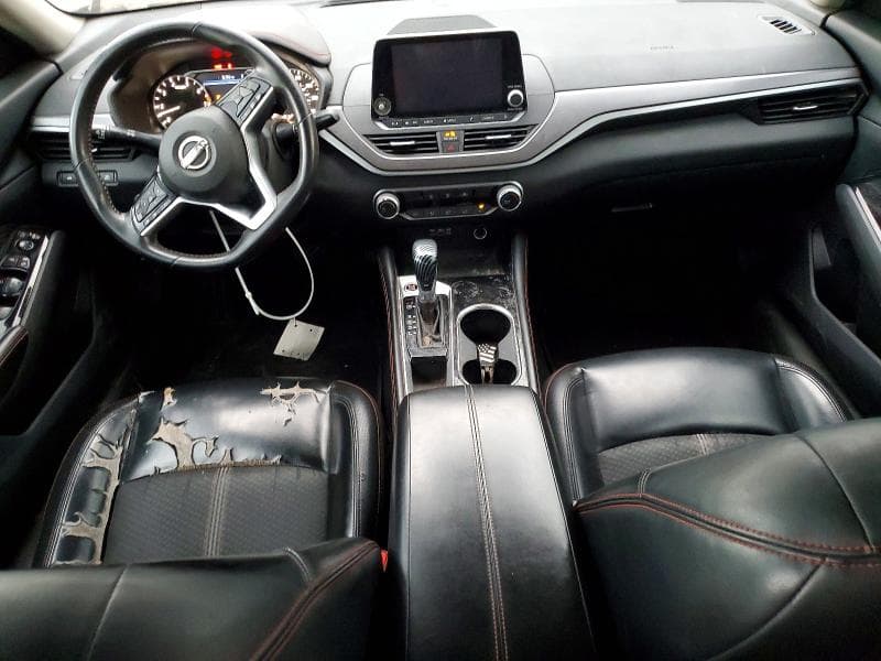 2023 NISSAN ALTIMA SR 8