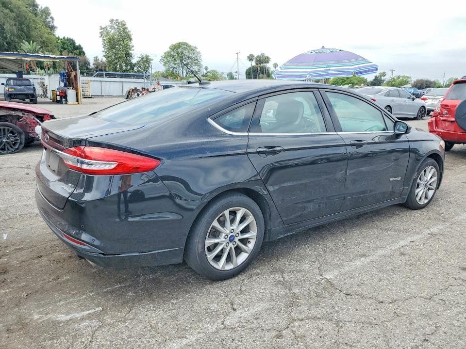 2017 FORD FUSION SE HYBRID 3