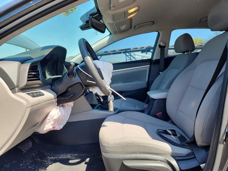 2020 HYUNDAI ELANTRA SEL 7