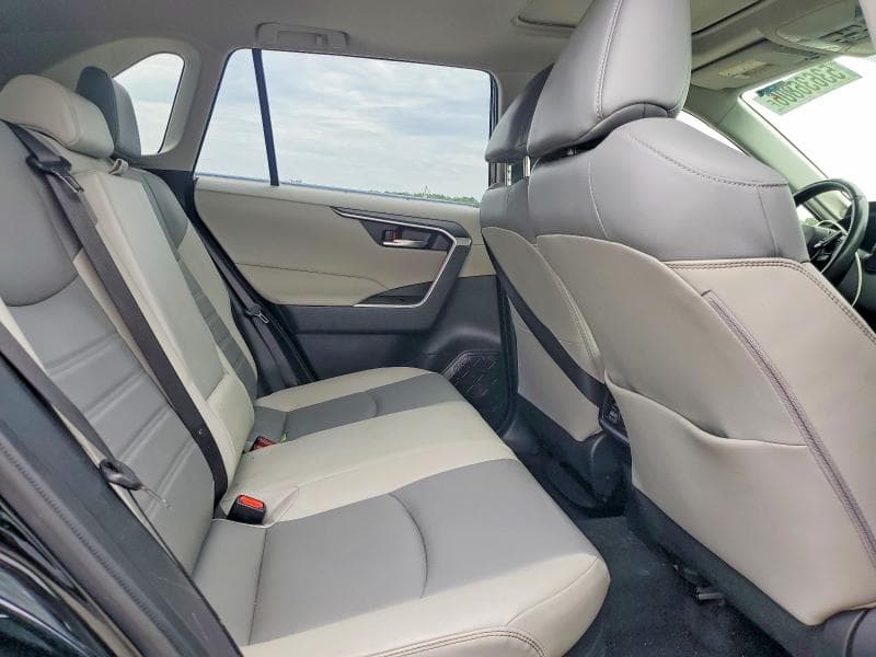 2022 TOYOTA RAV4 XLE PREMIUM XLE PREMIUM 11