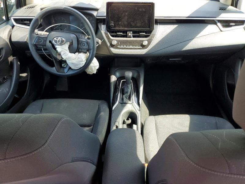 2024 TOYOTA COROLLA LE 8