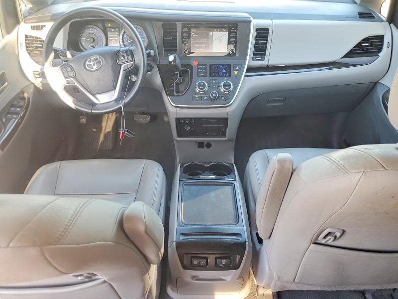 2020 TOYOTA SIENNA XLE PREMIUM 8-PASSENGER XLE PREMIUM 8-PASSENGER 8