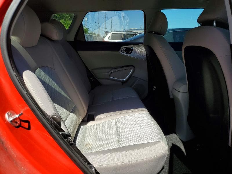 2022 KIA SOUL LX 11