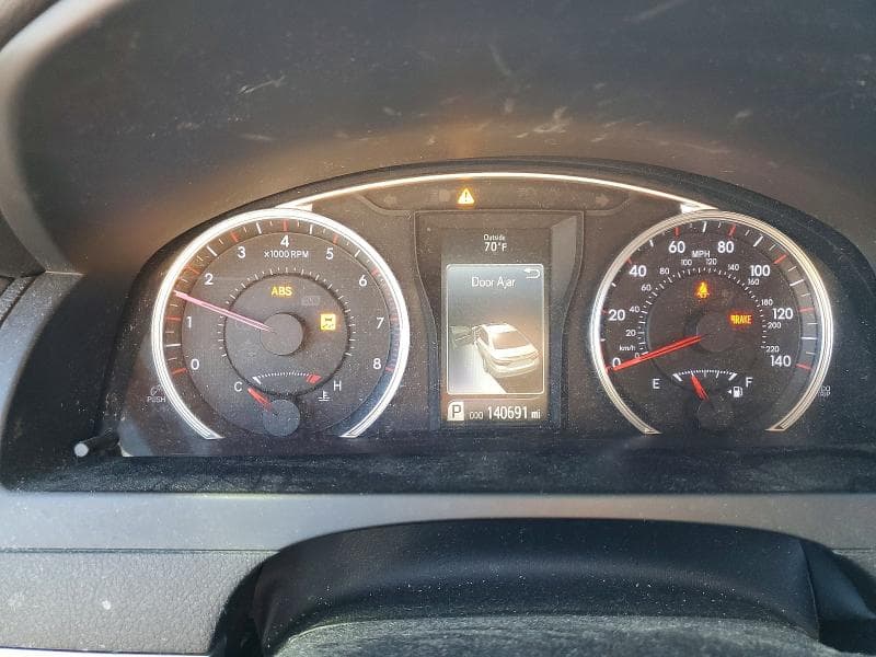 2017 TOYOTA CAMRY SE SE 9