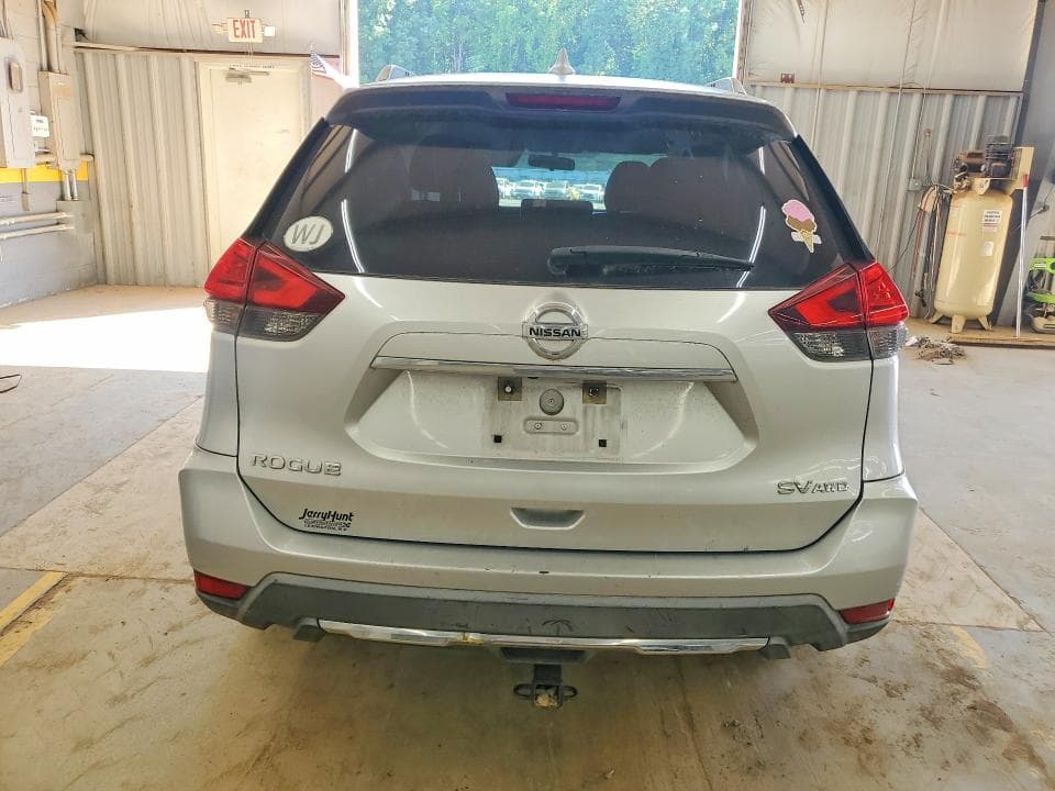 2017 NISSAN ROGUE SV 6