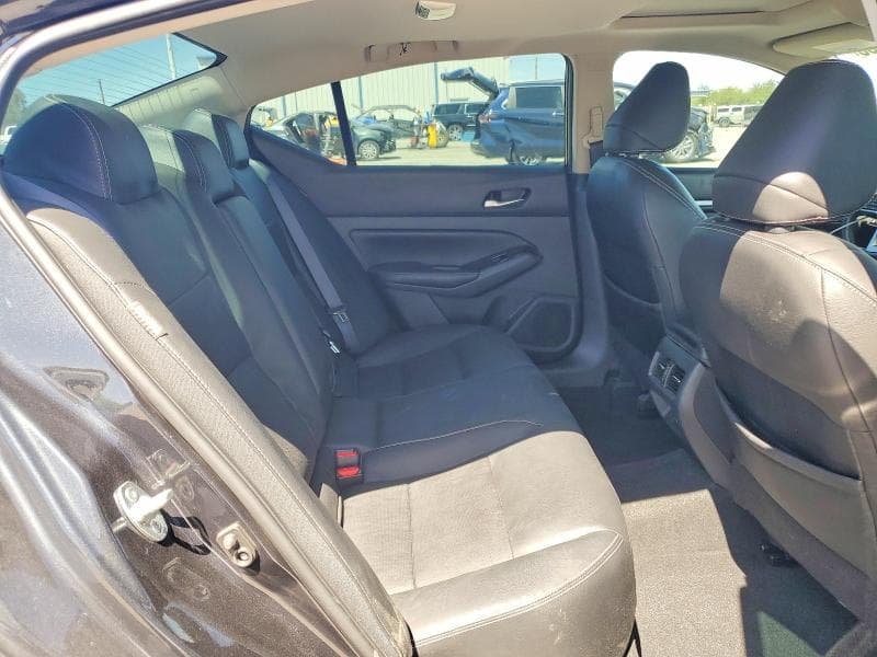 2021 NISSAN ALTIMA PLATINUM PLATINUM 10