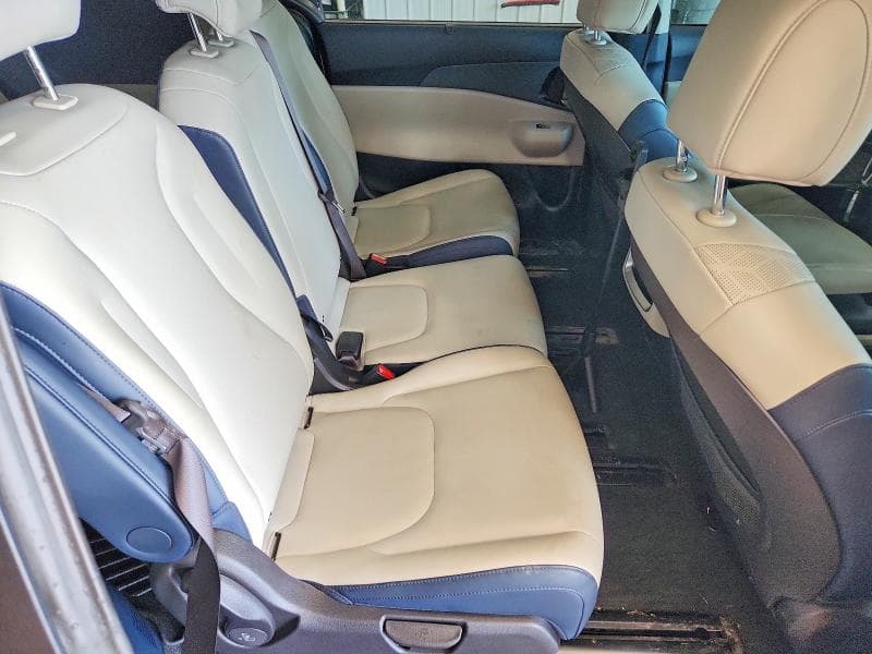 2026 KIA CARNIVAL EX EX 11
