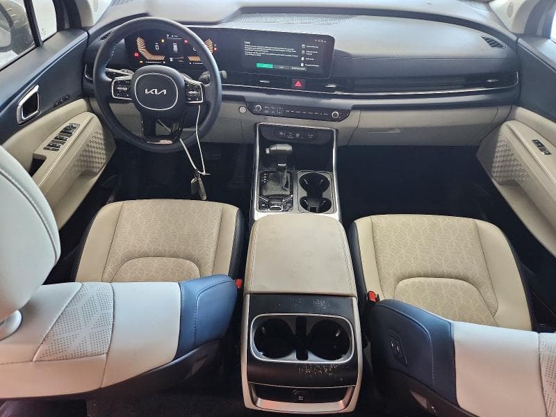 2026 KIA CARNIVAL EX EX 8