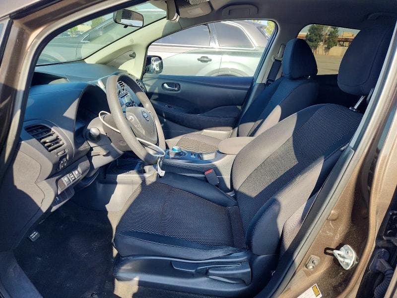 2017 NISSAN LEAF S S 7