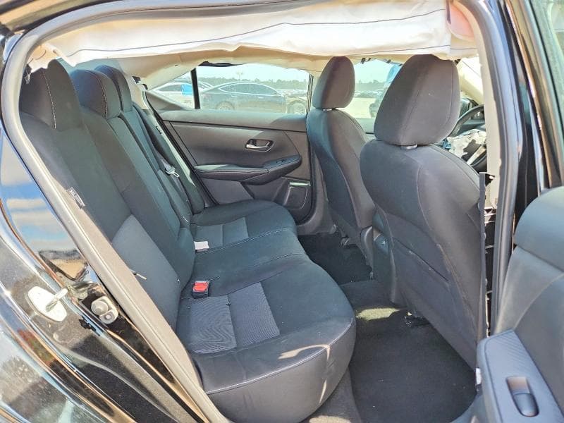 2022 NISSAN SENTRA SV SV 10