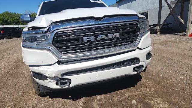 2023 RAM 1500 LIMITED 13
