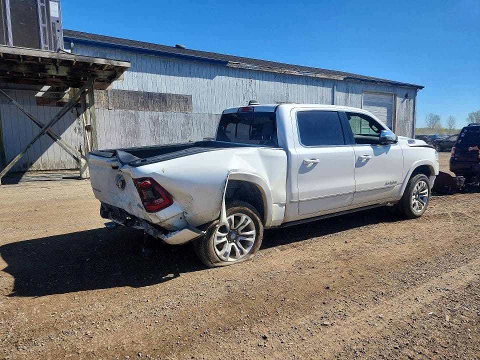 2023 RAM 1500 LIMITED 3