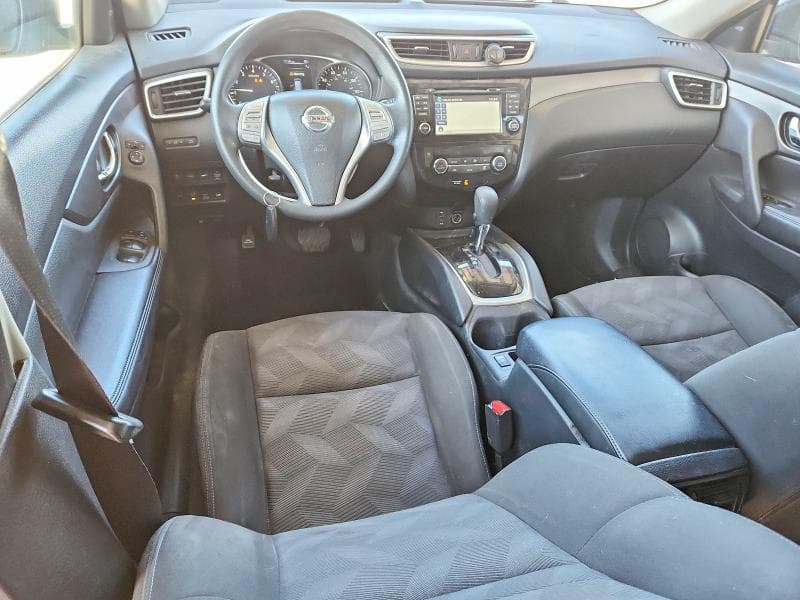 2016 NISSAN ROGUE SV 8