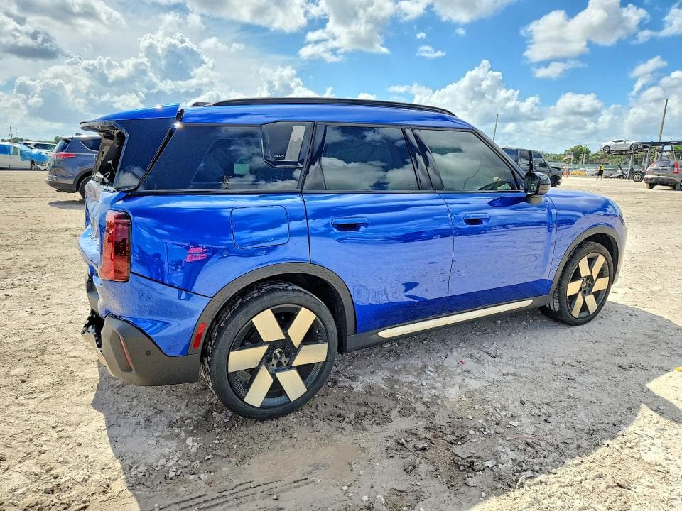 2025 MINI COUNTRYMAN S ALL4 3