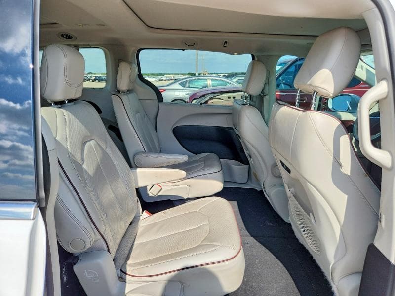 2020 CHRYSLER PACIFICA LIMITED LIMITED 11