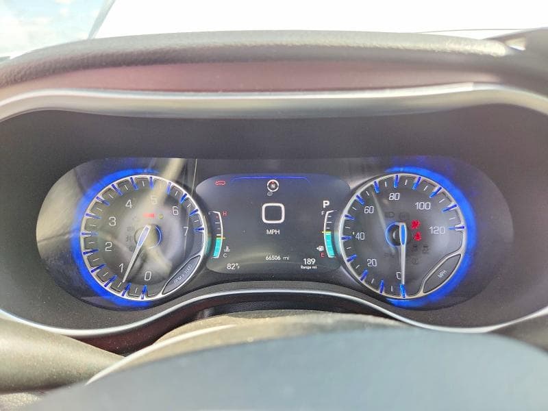 2020 CHRYSLER PACIFICA LIMITED LIMITED 9