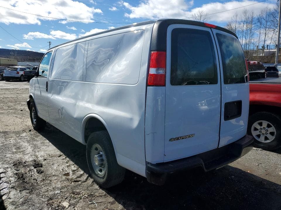 2024 CHEVROLET EXPRESS 4LT 3