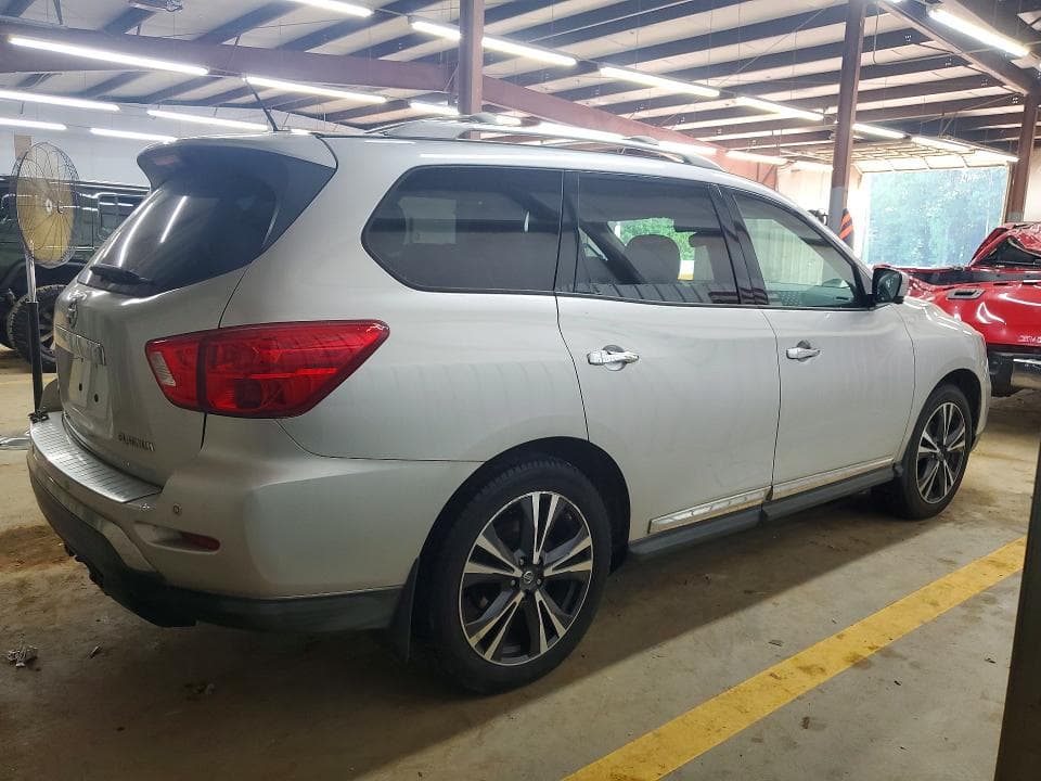 2017 NISSAN PATHFINDER PLATINUM PLATINUM 4