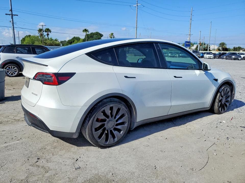 2022 TESLA MODEL Y 3