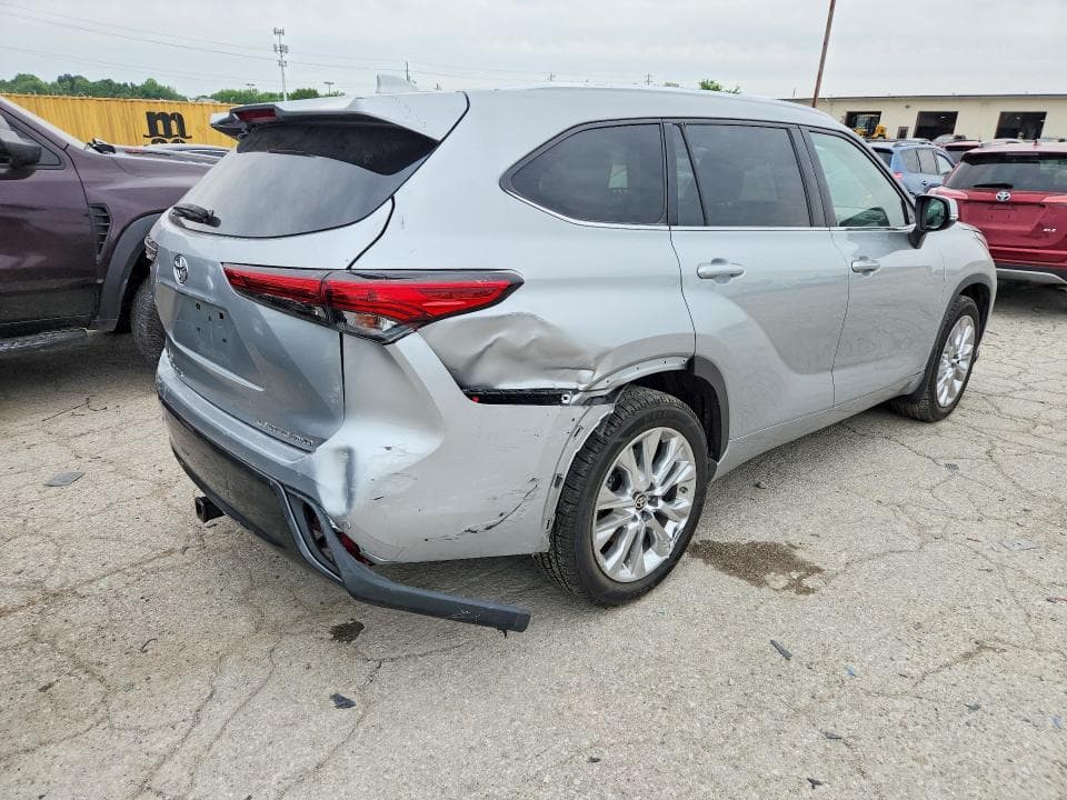 2020 TOYOTA HIGHLANDER LIMITED 3