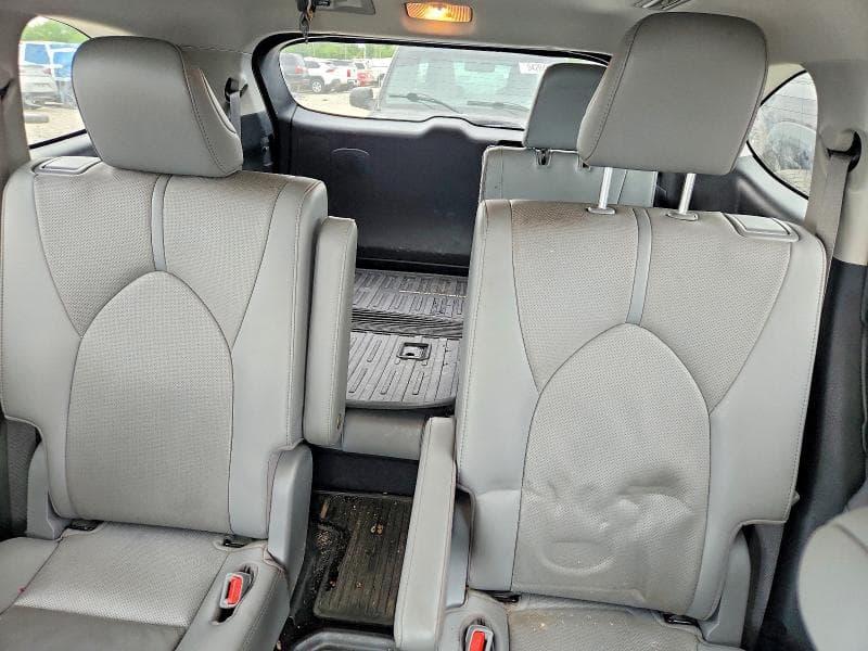 2020 TOYOTA HIGHLANDER LIMITED 10