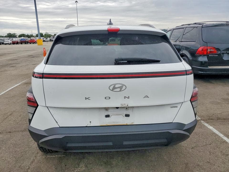 2024 HYUNDAI KONA SEL 6