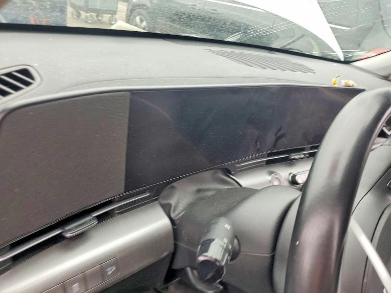 2024 HYUNDAI KONA SEL 9