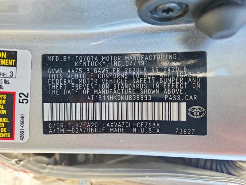 2019 TOYOTA CAMRY SE 12