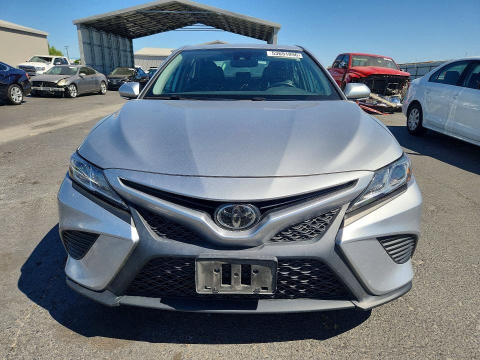 2019 TOYOTA CAMRY SE 5