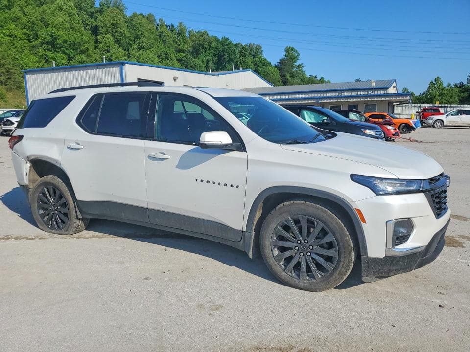 2023 CHEVROLET TRAVERSE RS 4