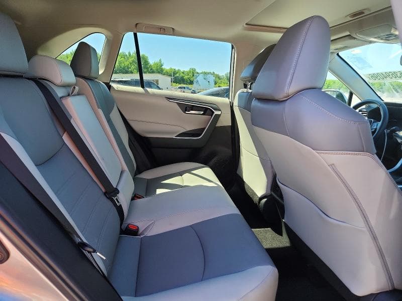 2023 TOYOTA RAV4 XLE PREMIUM XLE PREMIUM 11