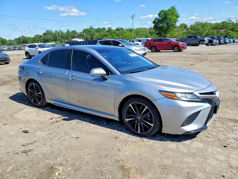 2019 TOYOTA CAMRY XSE 5