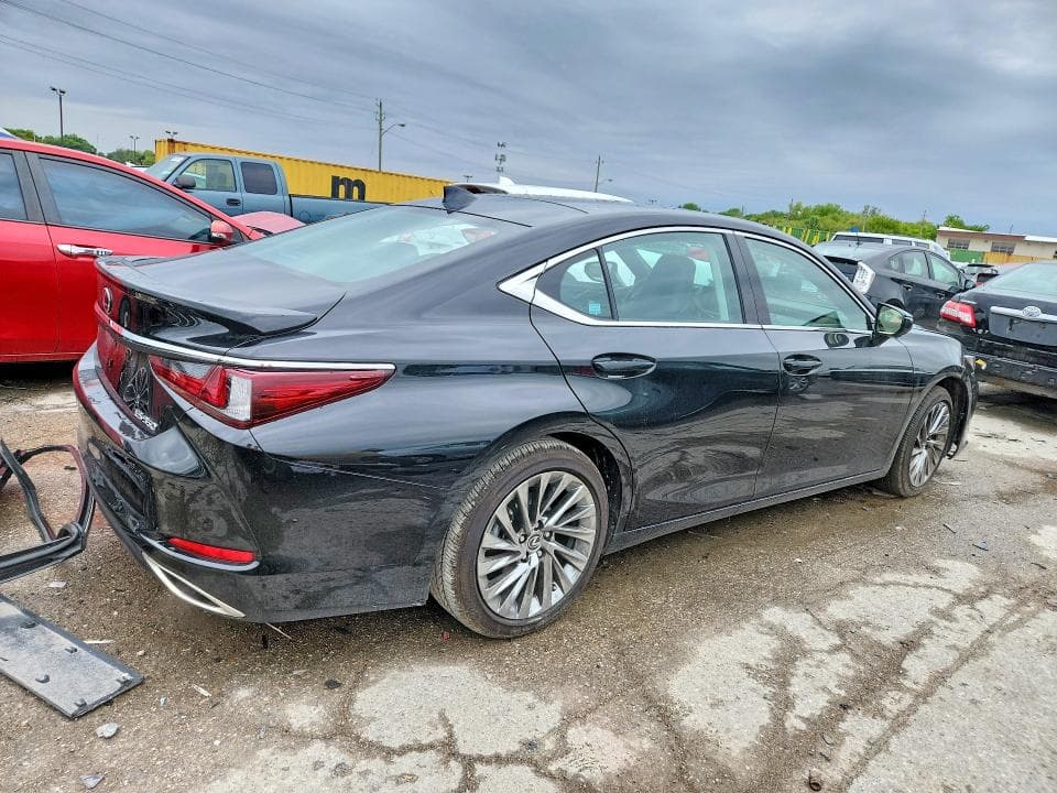 2025 LEXUS ES 350 LUXURY 3