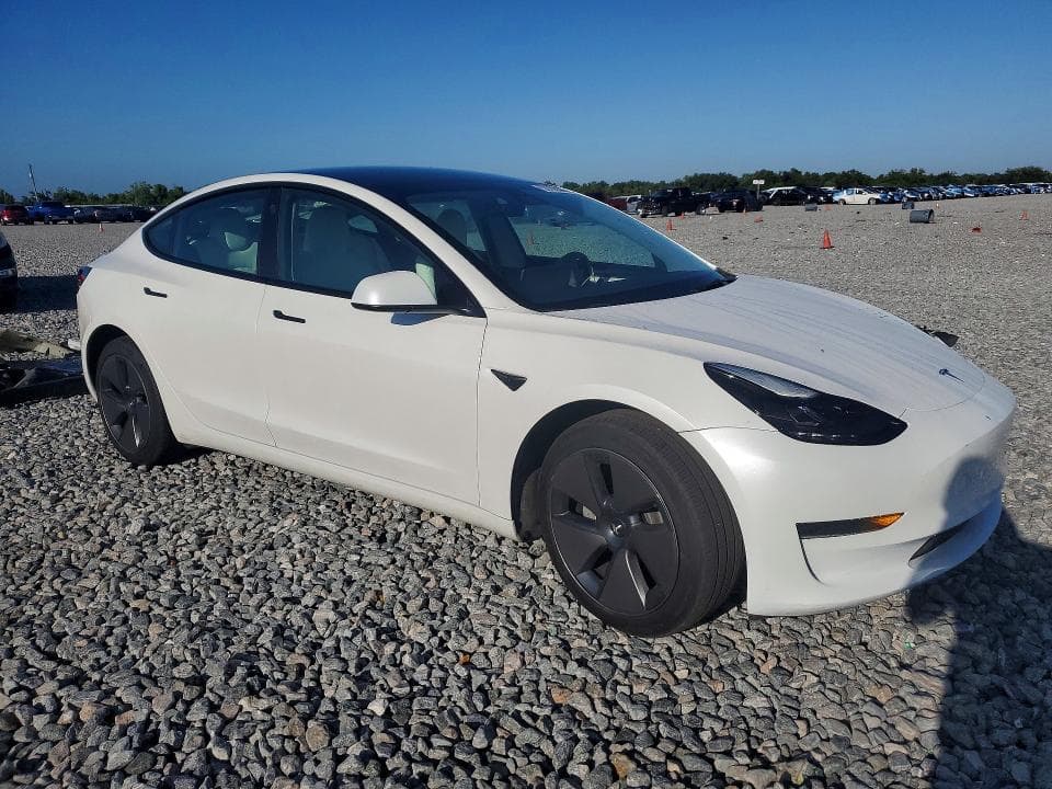 2023 TESLA MODEL 3 4
