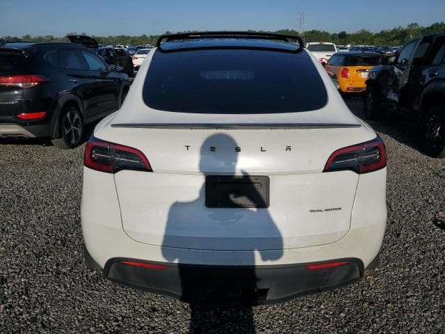 2023 TESLA MODEL Y 6