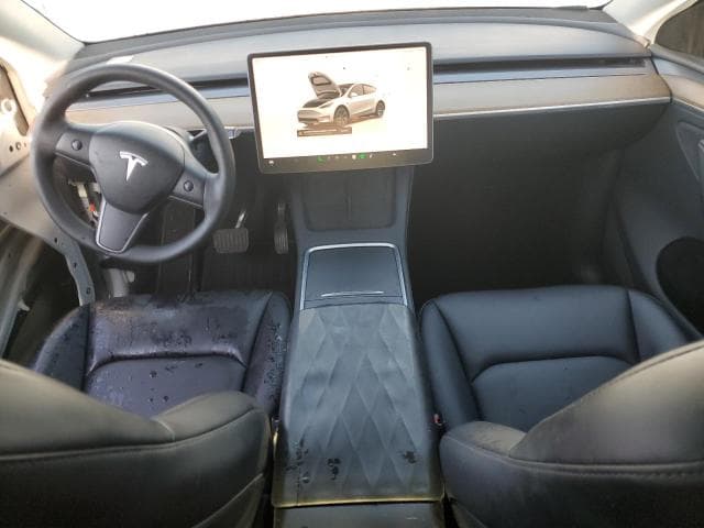 2023 TESLA MODEL Y 8