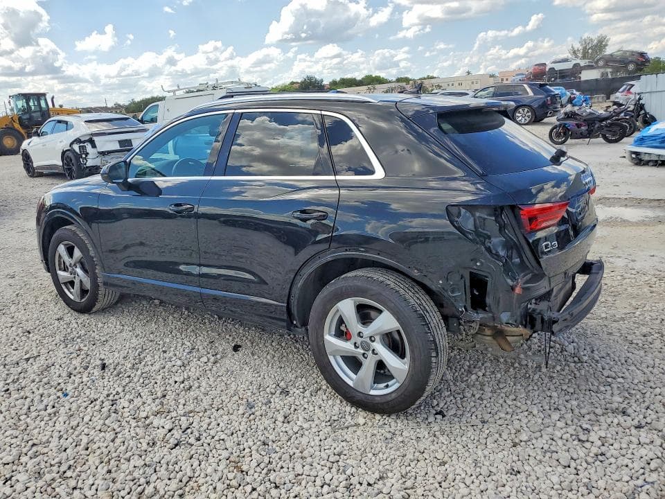 2020 AUDI Q3 PREMIUM 2