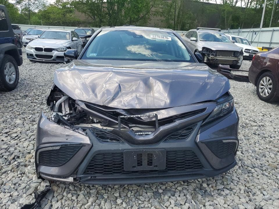 2022 TOYOTA CAMRY SE 5