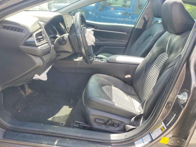 2022 TOYOTA CAMRY SE 7
