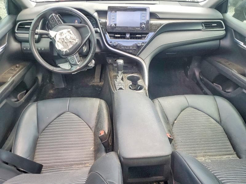 2022 TOYOTA CAMRY SE 8